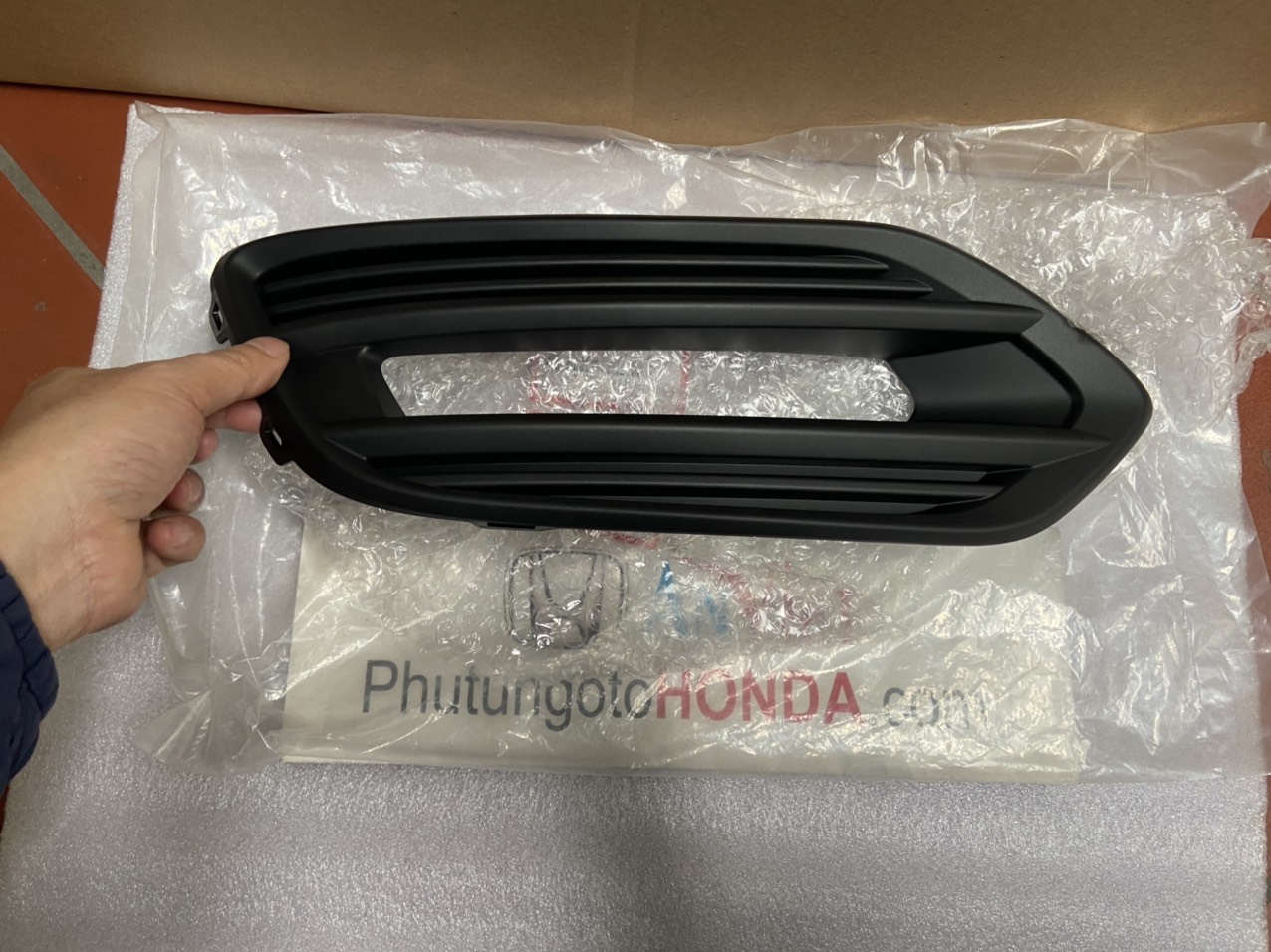 Ốp Đèn sương mù xe Honda HRV